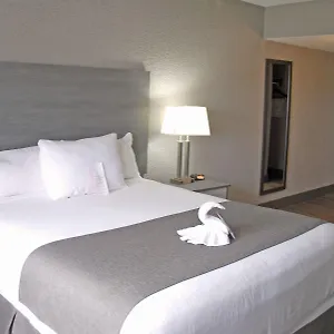 Hotel Ramada By Wyndham Yellowhead Nw
